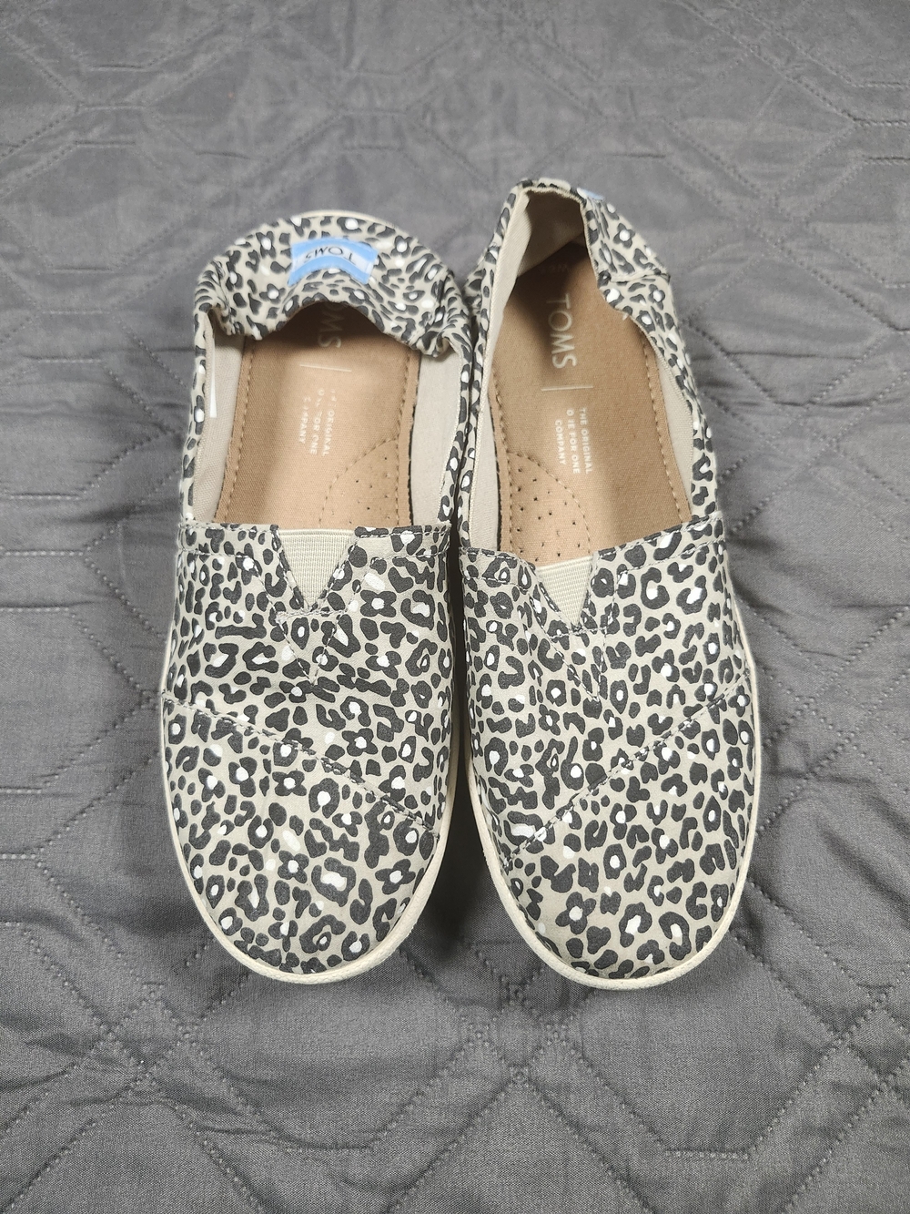 TOMS Women's Leopard Print Slip-On Moccasins - Cream/Black